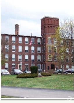 Primary Photo - Briar Pipe Apartments