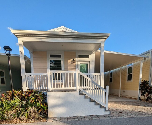 Photo - 209 NE Coastal Dr Rental