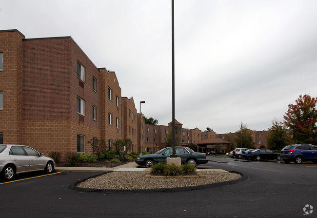 Building Photo - Whispering Oaks Rental