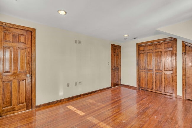 Photo - 9 Old Wood Rd Rental