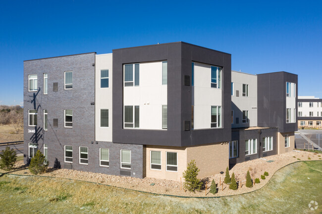 Modena Cherry Creek - Modena Cherry Creek Apartments