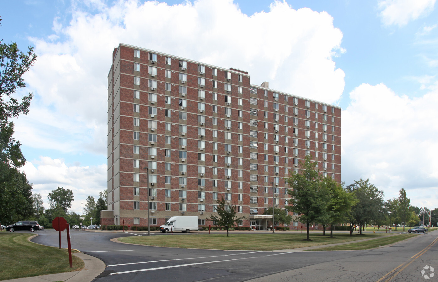 Photo - Dunn Tower I Apartments