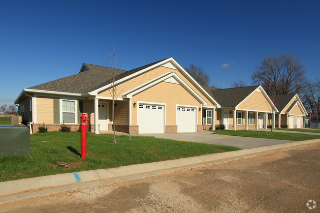 Building Photo - The Village at Hamilton Pointe Rental