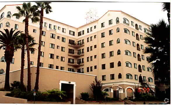 Photo - Castle Argyle Apartments