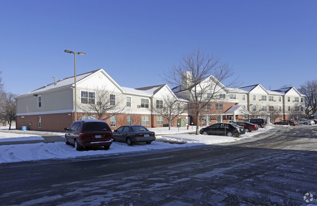 Primary Photo - Penelope 35 Apartments l