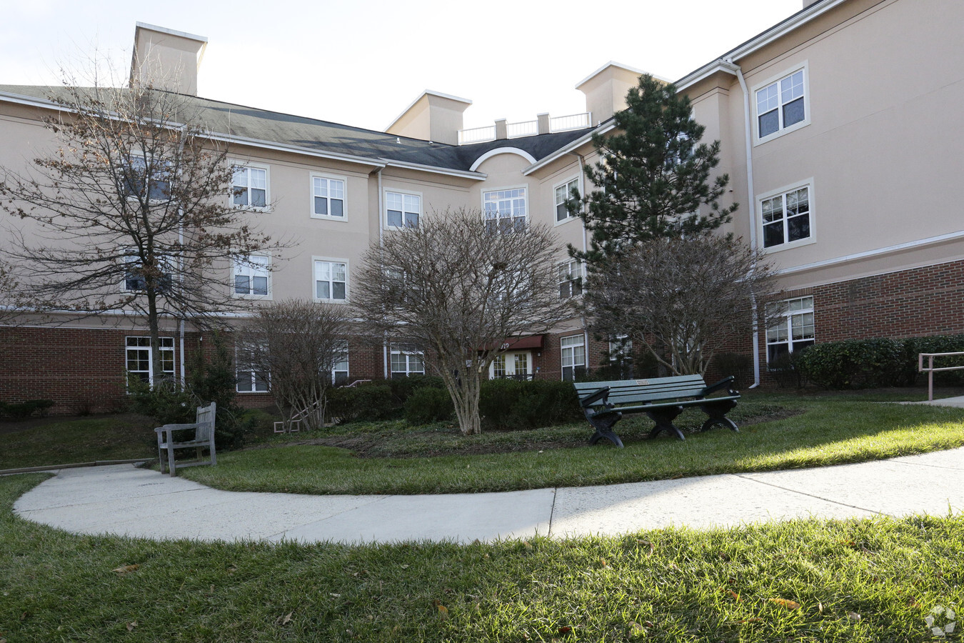 Photo - Herndon Harbor House Apartments