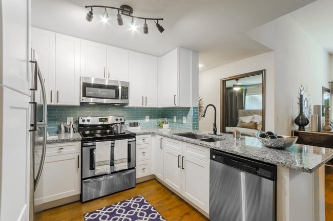 Building Photo - Sunstone Village a 55+ Active Adult Cottages Rental