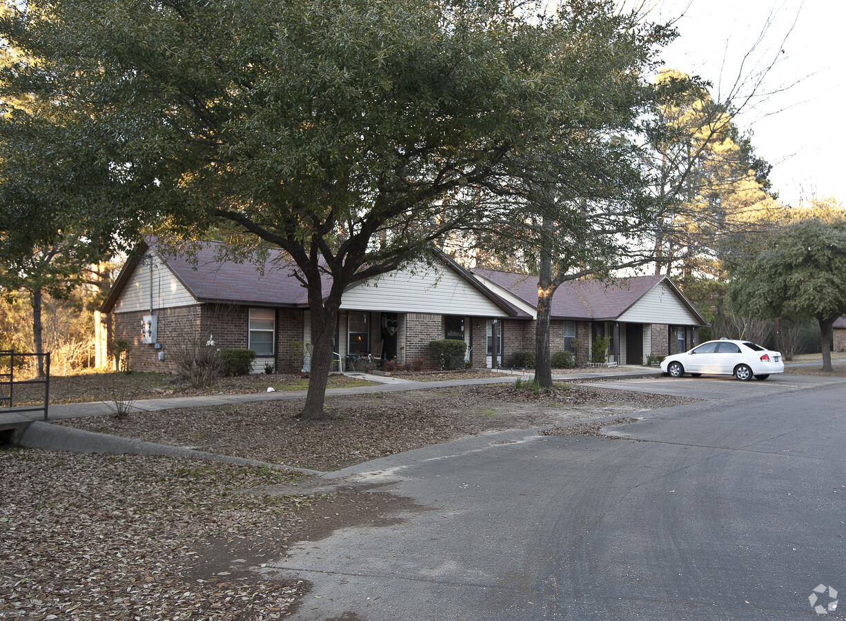 Photo - Blanchard Senior Apartments II