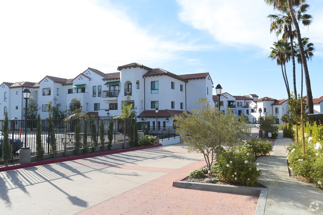 Cotton's Point Senior Apartments - Cotton's Point Senior Apartments