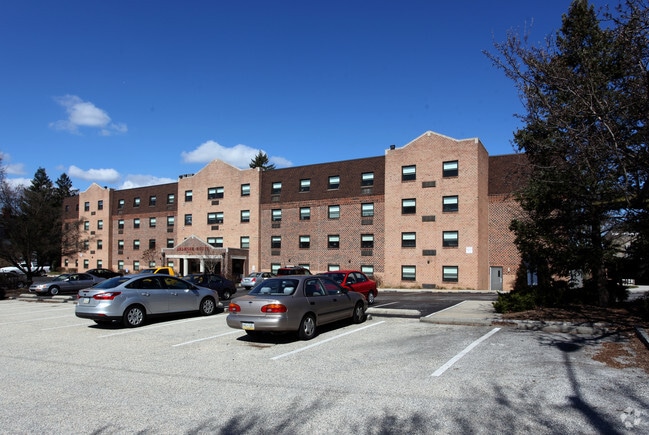 Ardmore House for the Elderly - Ardmore House for the Elderly Apartments