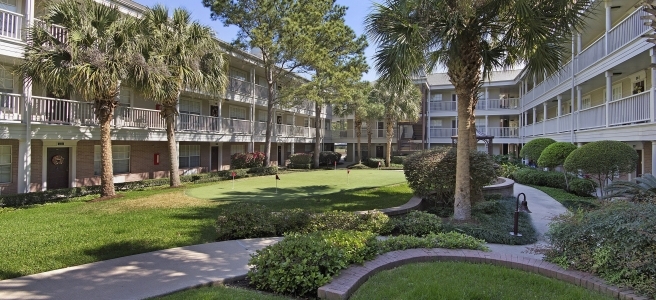 Photo - Elison Independent Living at Willowbrook Apartments