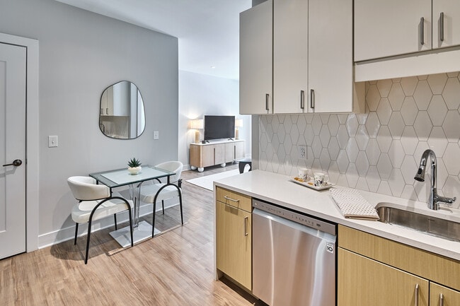 Building Photo - The Reserve at Clarkstown LLC