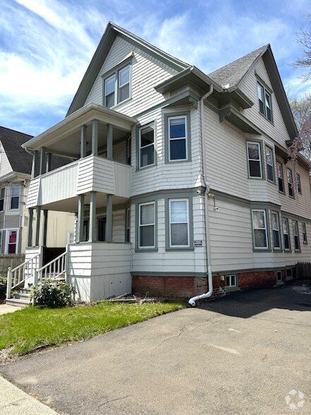Building Photo - 32 Dayton St Rental
