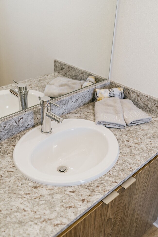 Twin Oaks Senior Apartments Oakley, California 5 units available