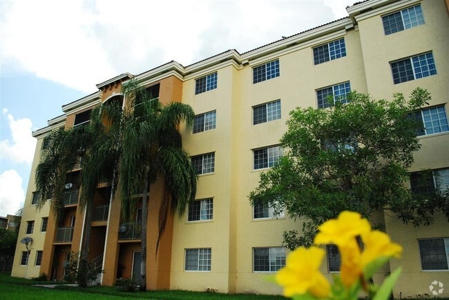 Building Photo - Heron Pointe Rental