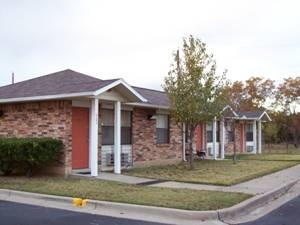 Evergreen Villa Apartments - Evergreen Villa Apartments