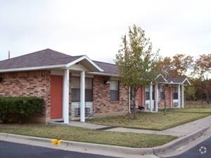 Building Photo - Evergreen Villa Apartments