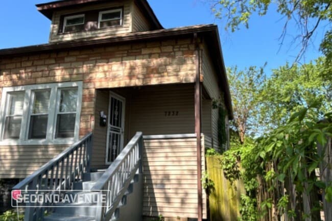 Building Photo - 7232 S Winchester Ave Rental
