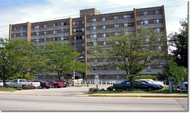 225 N Madison Ave - Madison Park Towers - Madison Park Towers Apartments