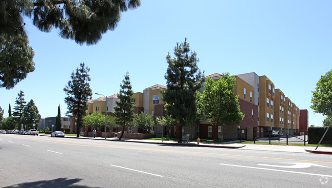 Primary Photo - Castlewood Terrace Rental