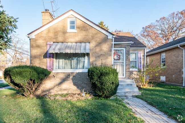 Building Photo - 903 S McAlister Ave Rental