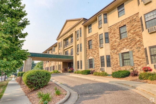 Building Photo - Sheridan House Rental