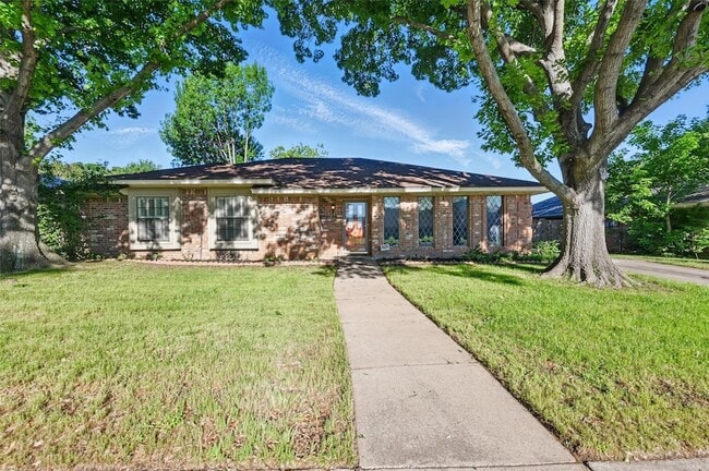 Photo - 2722 Margaret Dr Rental
