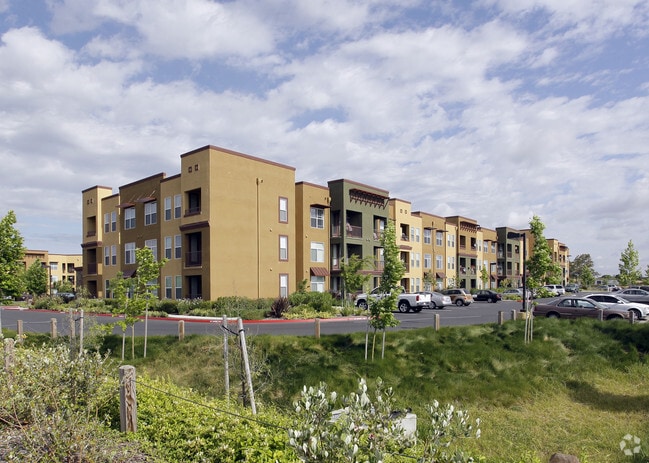 Building Photo - Seasons at Laguna Ridge a 55+ Senior Communit Rental