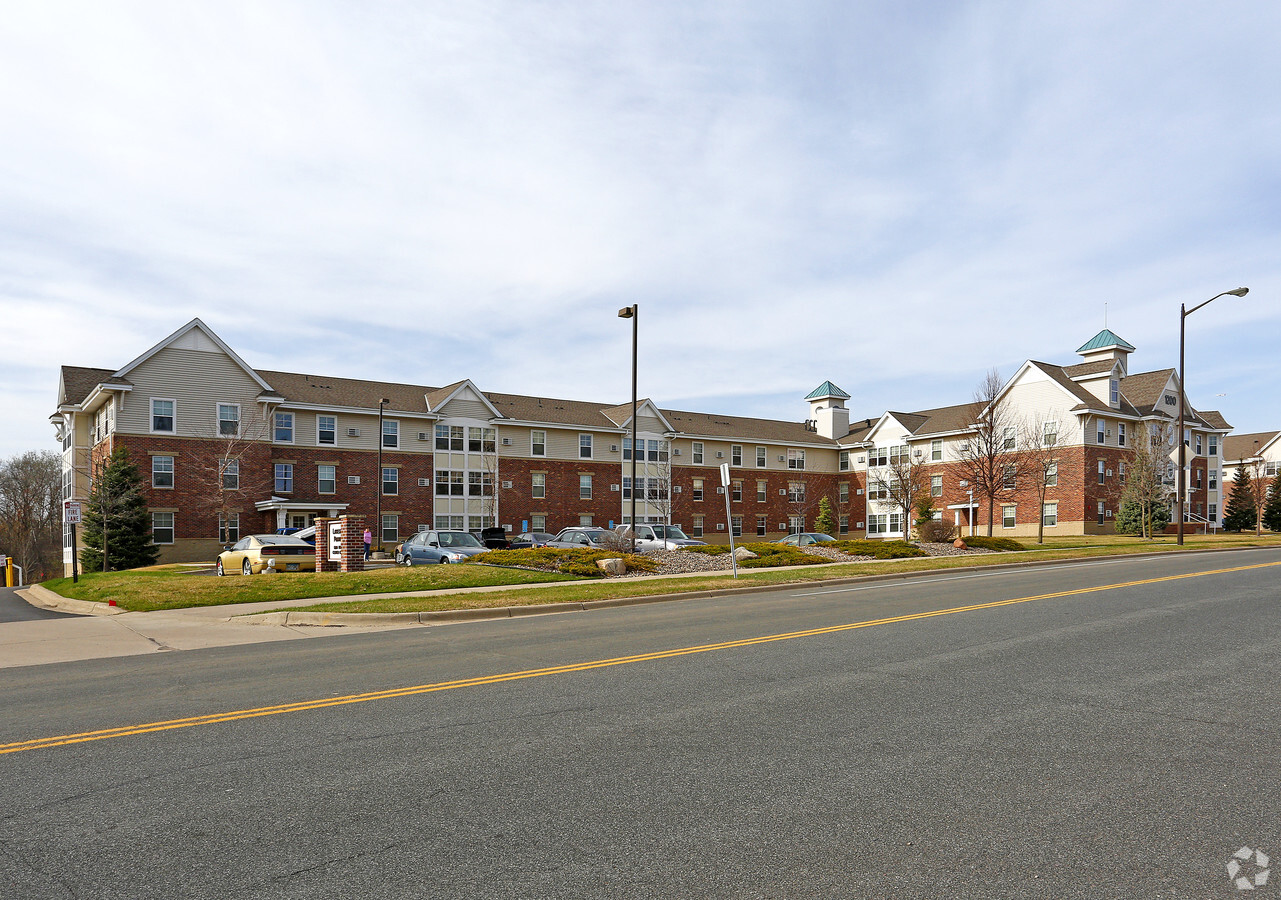 O'Leary Manor - O'Leary Manor Apartments