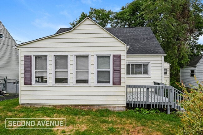 Building Photo - 1228 Eckert Rd