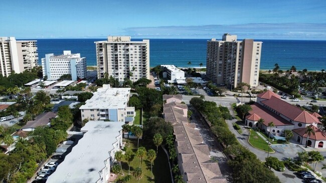 Building Photo - 1967 S Ocean Blvd Rental