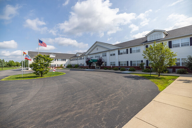 Building Exterior - The Park at Hickory Commons Apartments