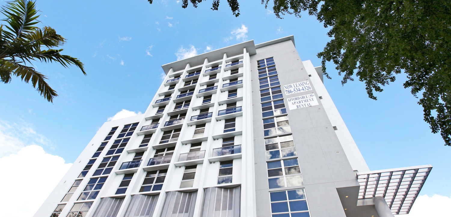 Washington Square - Washington Square Apartments