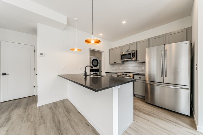 Building Photo - Westwood Meadows Rental