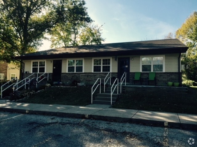 Building Photo - Heather Oaks Apartments