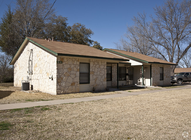 Building Photo - Pecan Creek Apartments