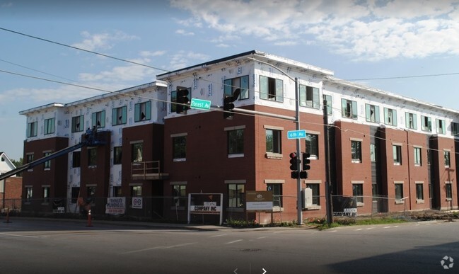 Building Photo - Brickstones at Riverbend Rental