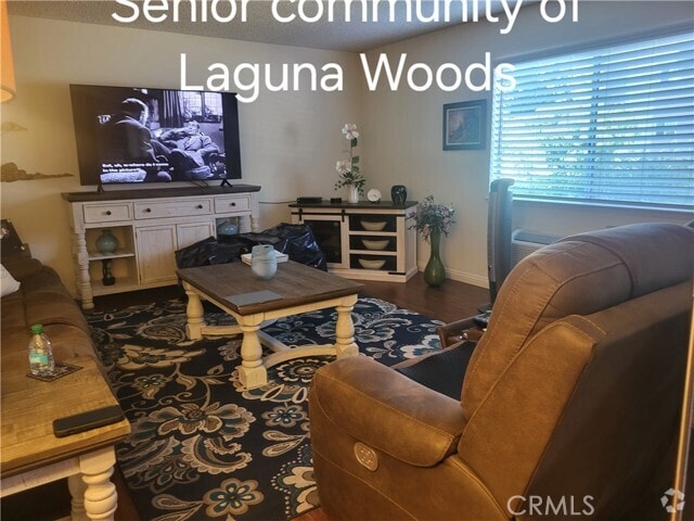 Building Photo - 2391 Via Mariposa W Rental