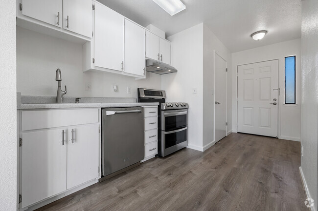 Building Photo - Santa Paula Commons Senior Property Rental