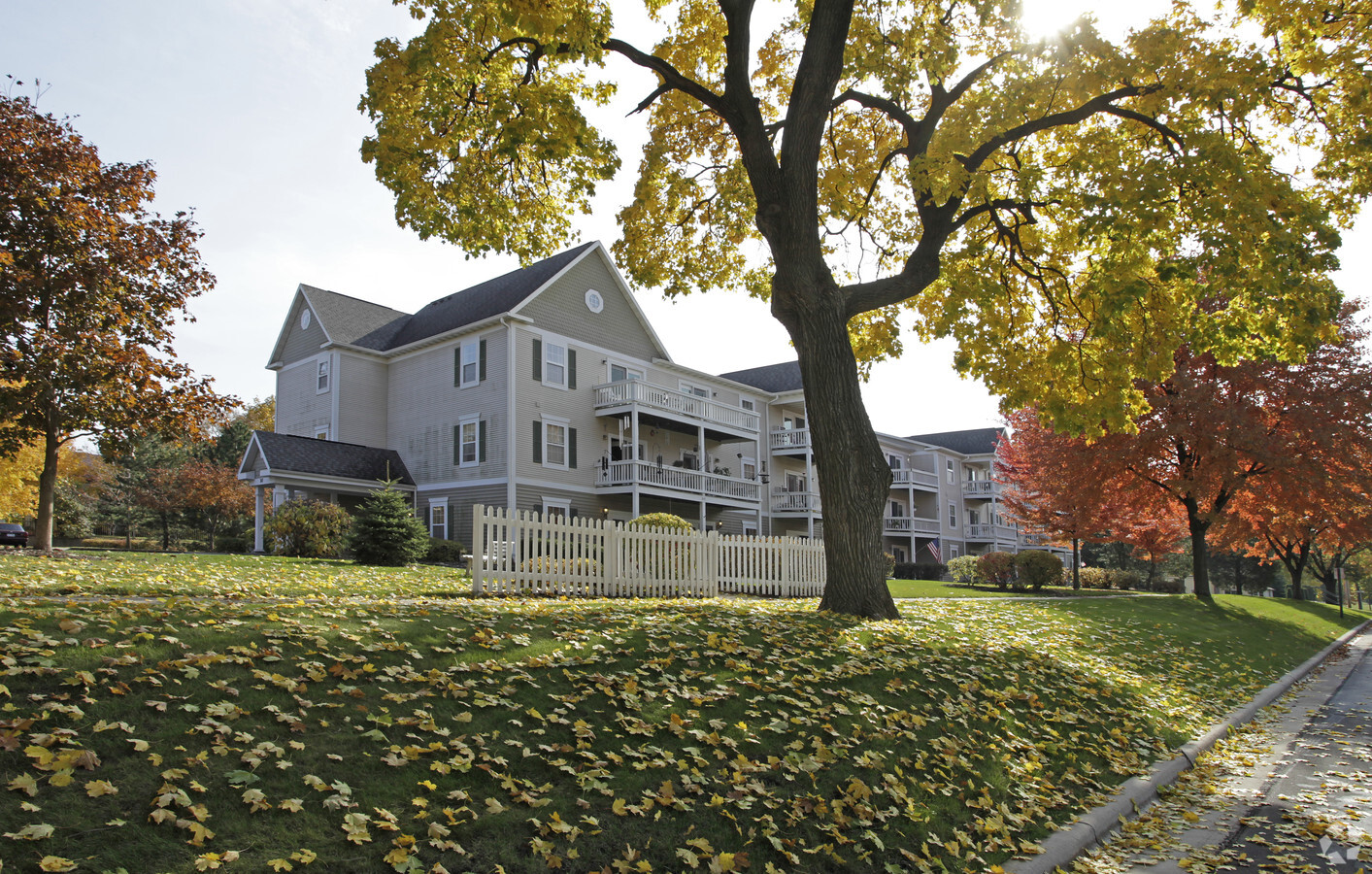 Parkside Village-Delavan - Parkside Village-Delavan Apartments