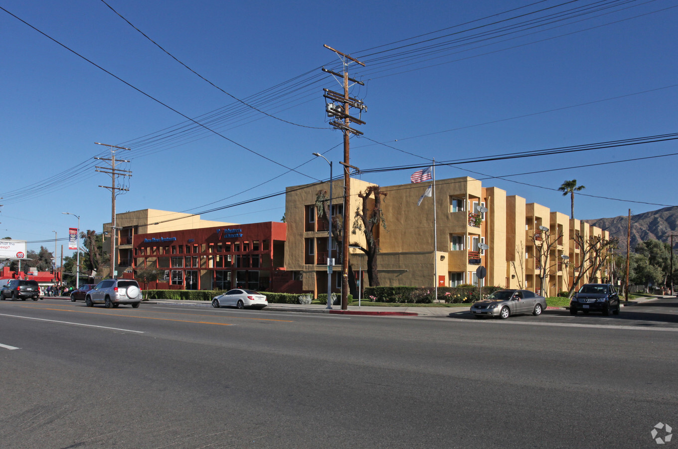 Burns Manor Apartments - Burns Manor Apartments