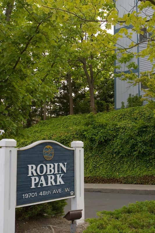 Photo - Robin Park Apartments