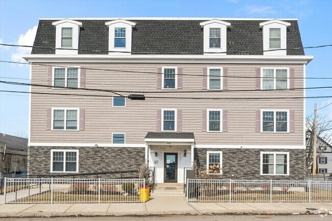 Building Photo - 693 Western Ave Rental