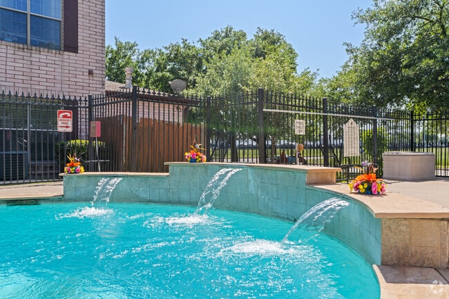 Building Photo - Manor at Jersey Village Rental