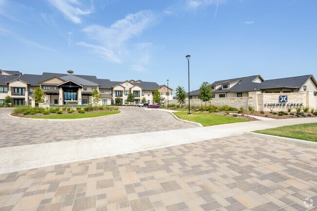 Building Photo - Cadence Creek at Towne Lake 55+ Active Adu... Rental