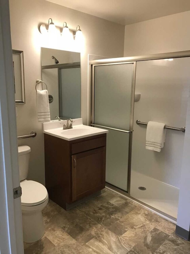 Sycamore Creek Senior Apartments Miamisburg, Ohio 2 units available