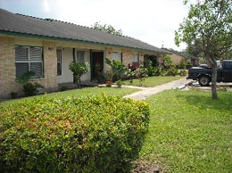 Photo - La Reina Apartments