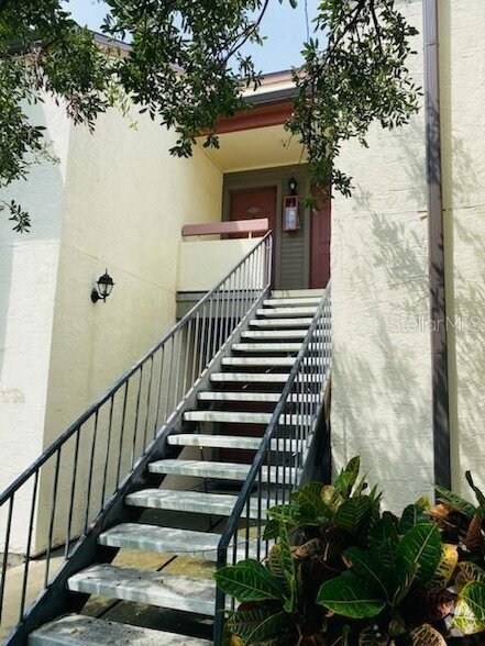 Building Photo - 10263 Gandy Blvd N Rental