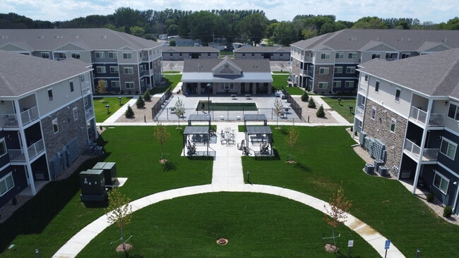 West Lake Meadows - West Lake Meadows Apartments
