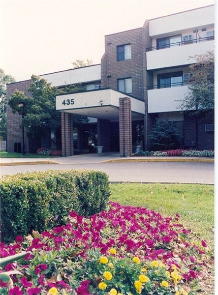 Primary Photo - Avon Tower Rental